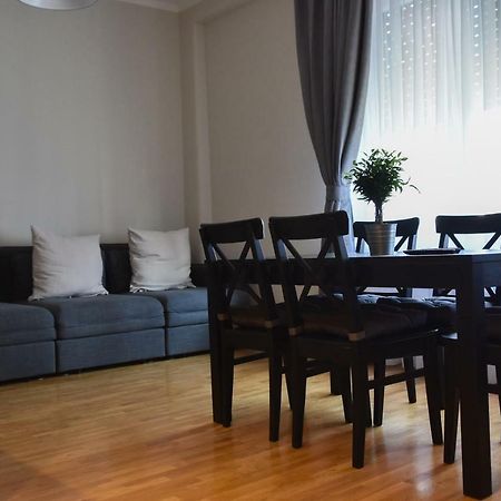 Karlo Main Square Apartments 1 Загреб Экстерьер фото